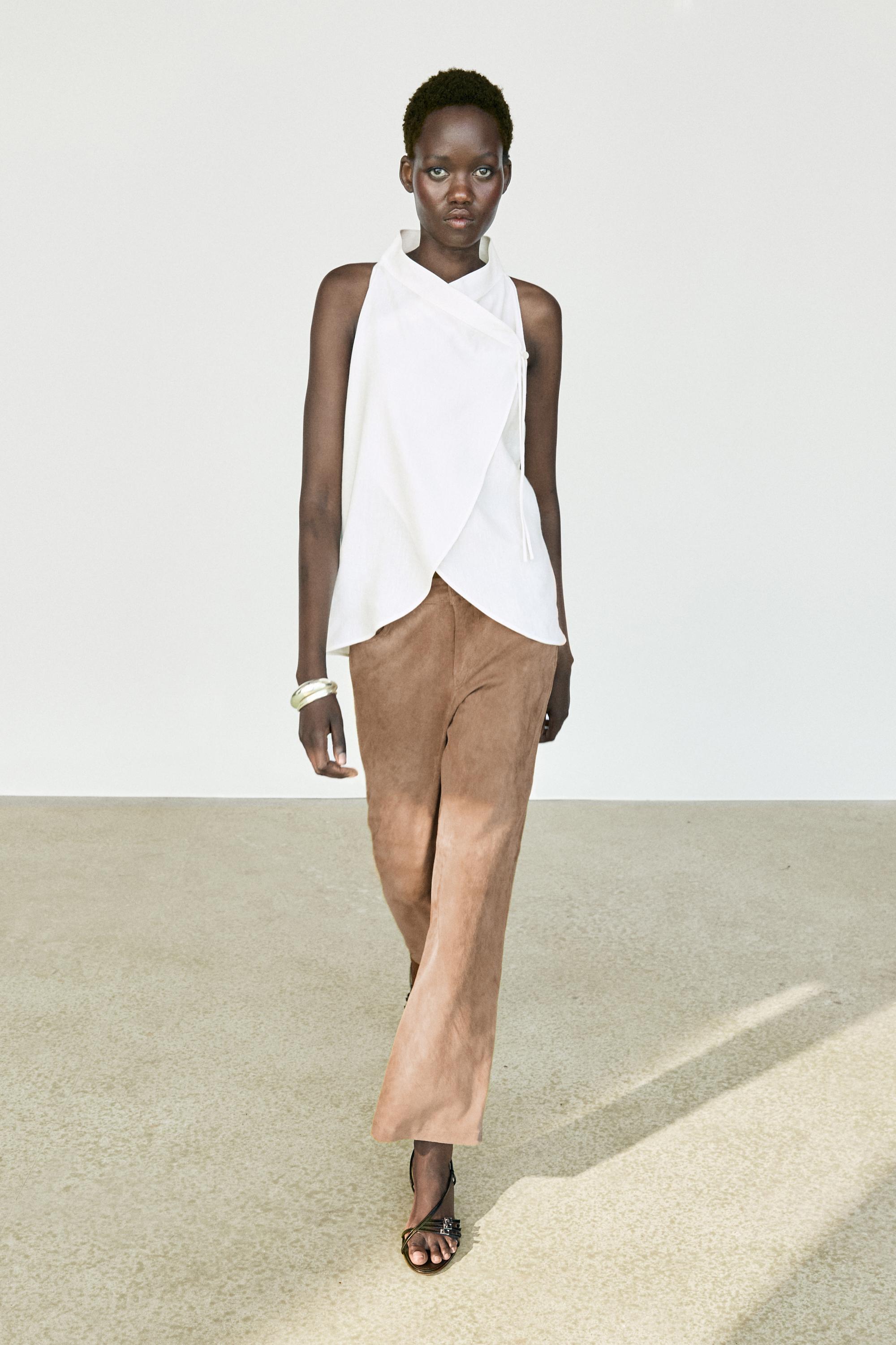 Cropped suede leather flare fit leggings